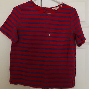 Short Sleeve Top from Levi’s. Size: XS, Looks New!